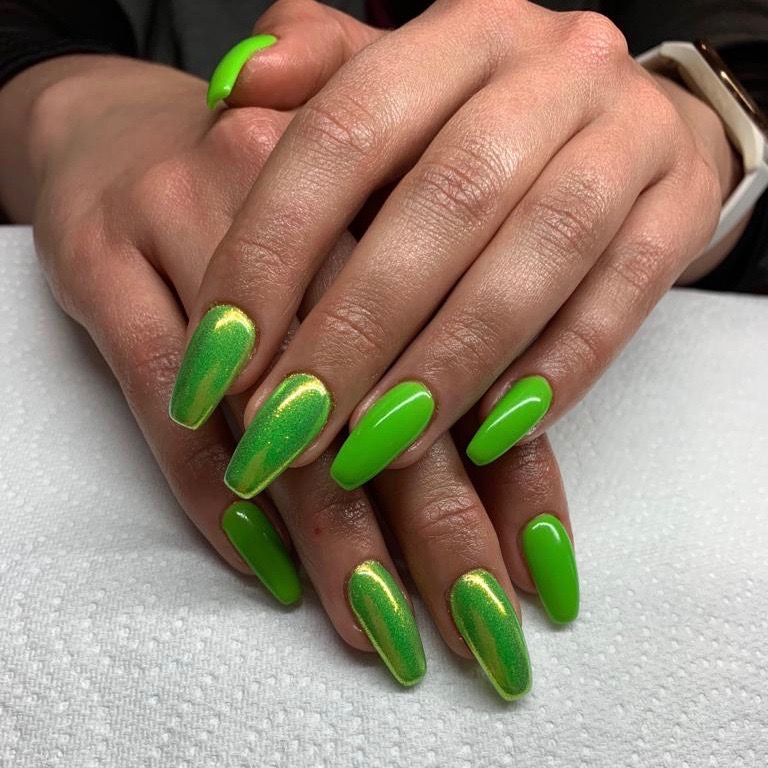 Manicure Reading