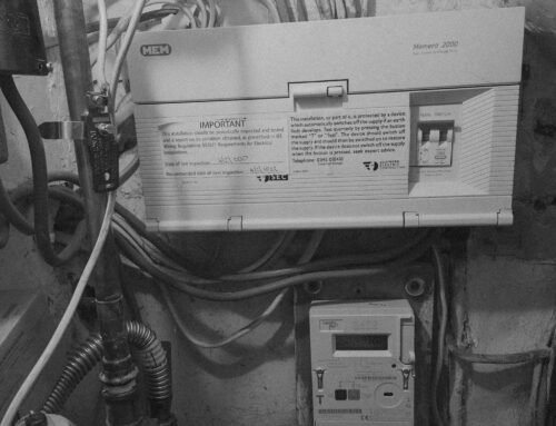 ELEKTRYK PANGBOURNE